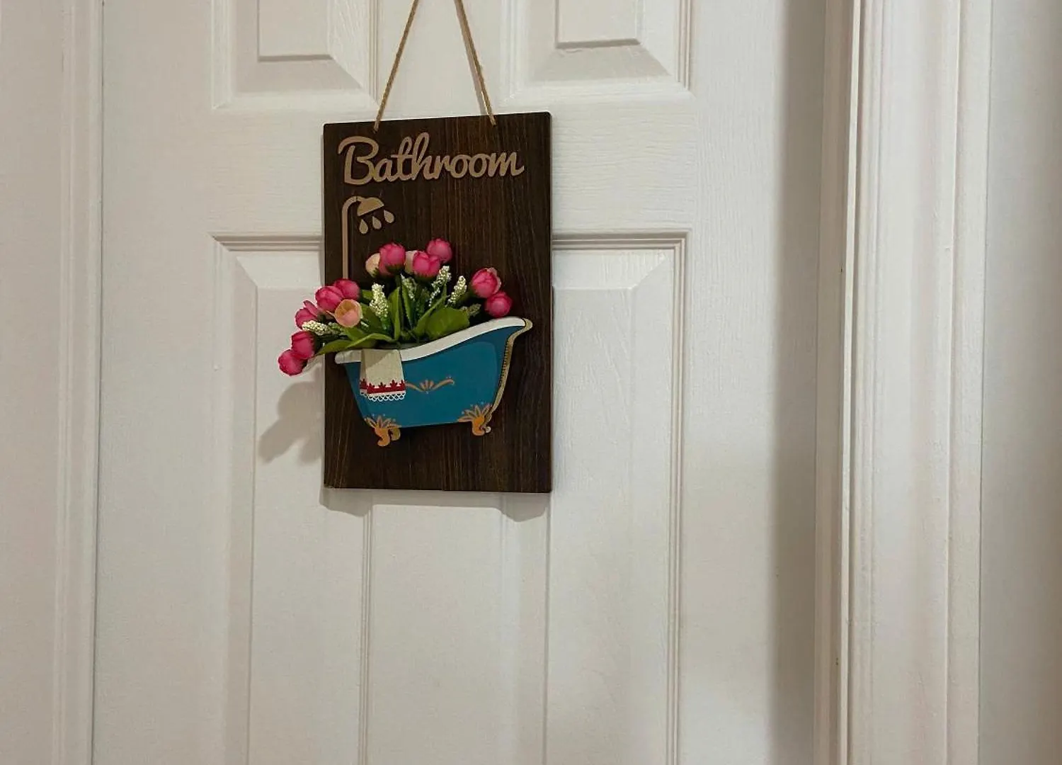 Sunny House - Main Floor, Free Parking, In Toronto Hotel